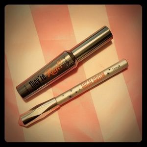 Benefit Cosmetics 🎀 New 🎀